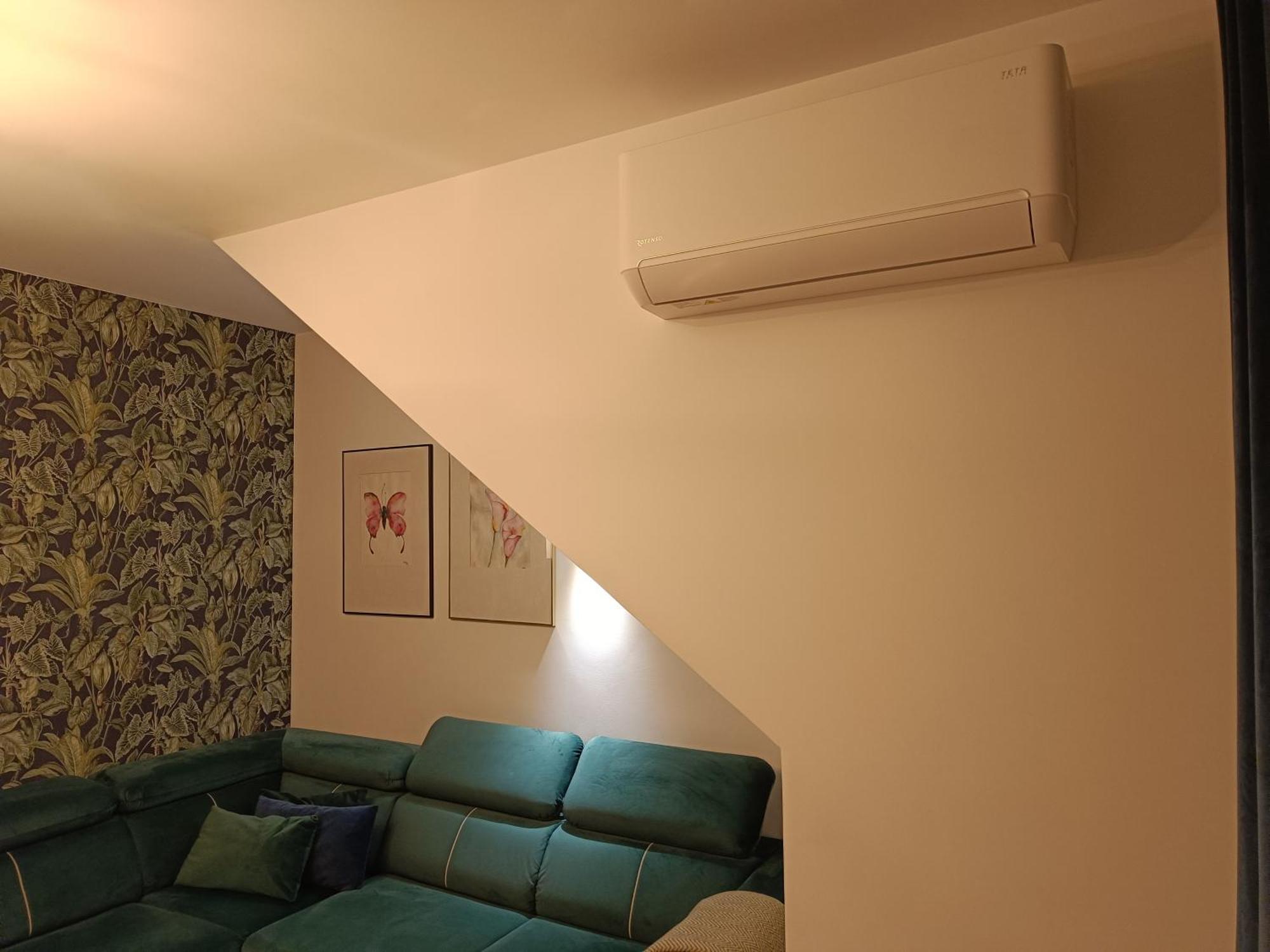 Zielony Apartament Z Widokiem Na Jezioro Zlotow  Exterior photo